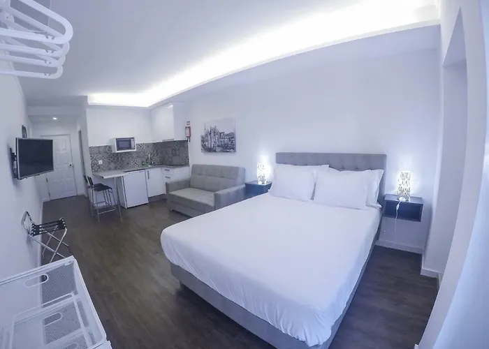 Mosteiro View * باتالها