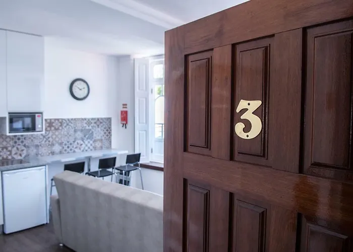 Mosteiro View * باتالها