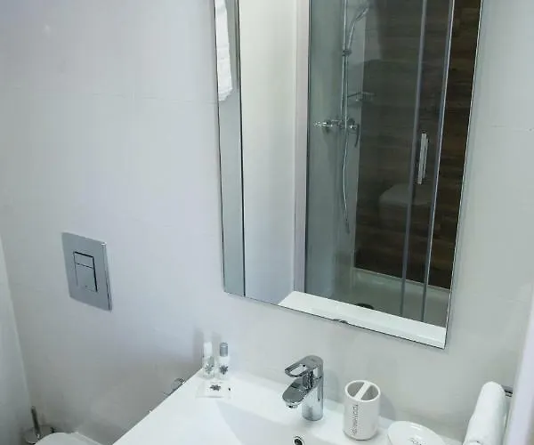 Mosteiro View * باتالها